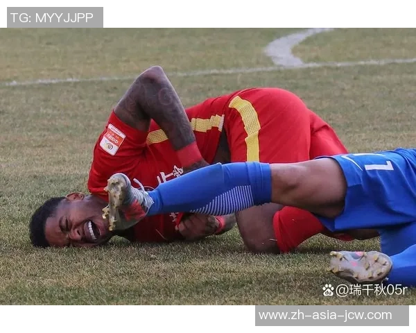 当足球意外踢到脸上那一刻的尴尬与幽默瞬间